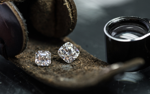 deux diamants blancs